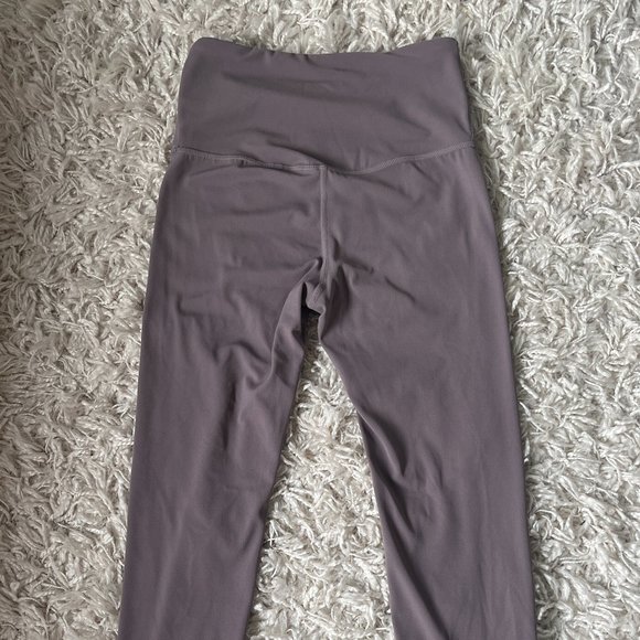 Medium No Front Seam High Waisted Yoga Leggings 7/8 Length - Picture 3 of 8